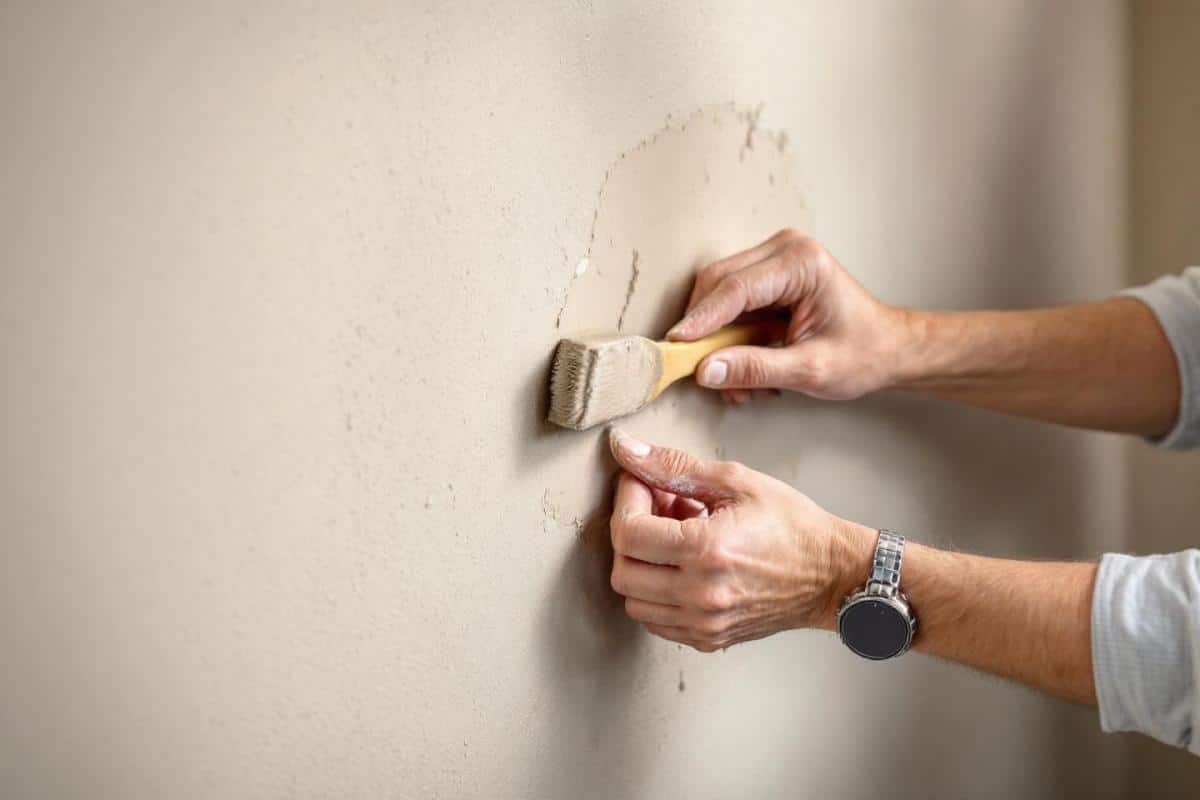 Comment reboucher un trou dans un mur ?