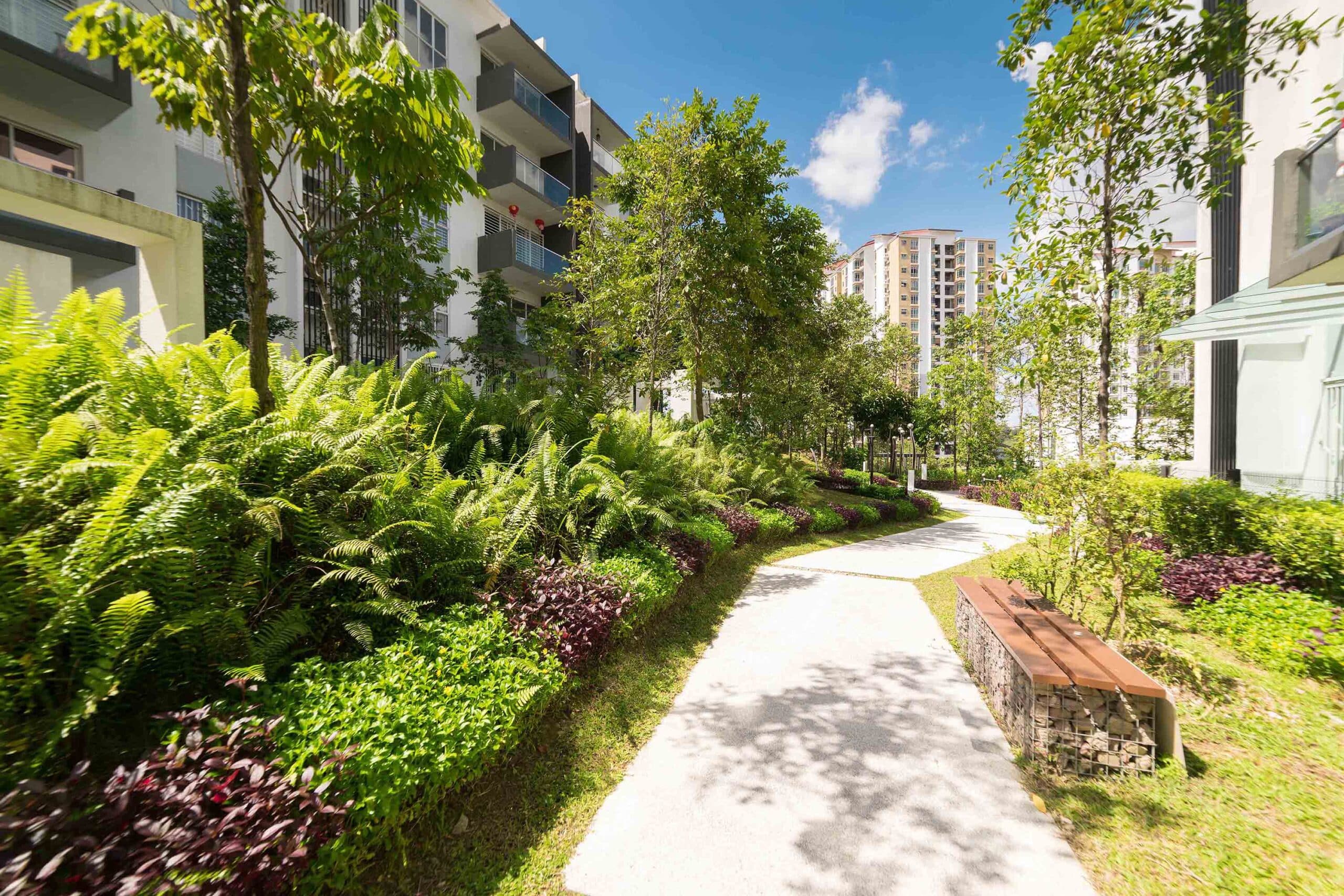 copropriétés et entreprises comment bien gérer l'entretien de ses espaces verts